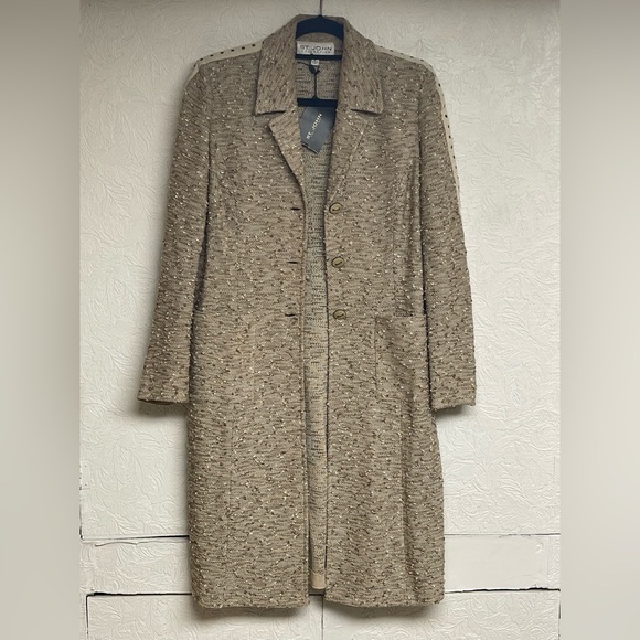 Elegant Tan/brown/white 2 Pc St John suit. - Picture 3 of 6